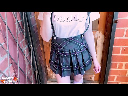 ❤️ Ysgol o Sucks ei dick ddwfn a fucks yn lle dosbarthiadau. ☑Porno wrthon ni ﹏